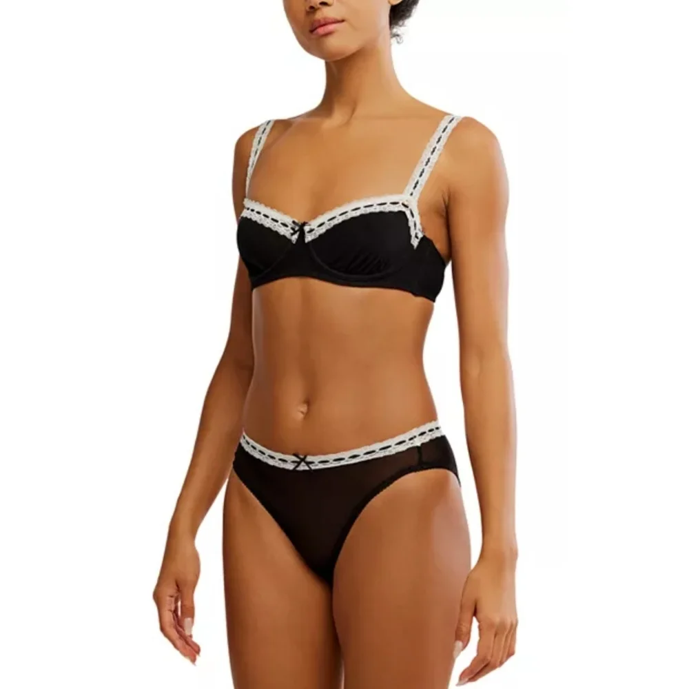 Free People So Sweet Bikini Size Large Color Black Combo NWT